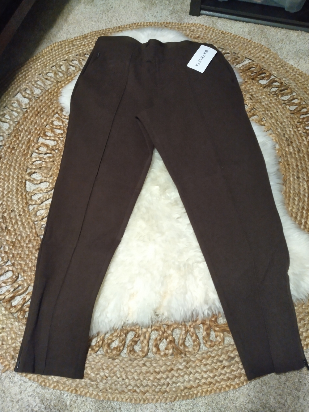 Athleta Pintuck Brown Dress Pants NWT Size Large